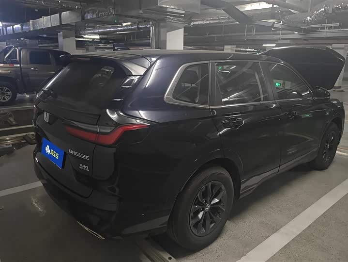 Фото 3 - Honda Breeze