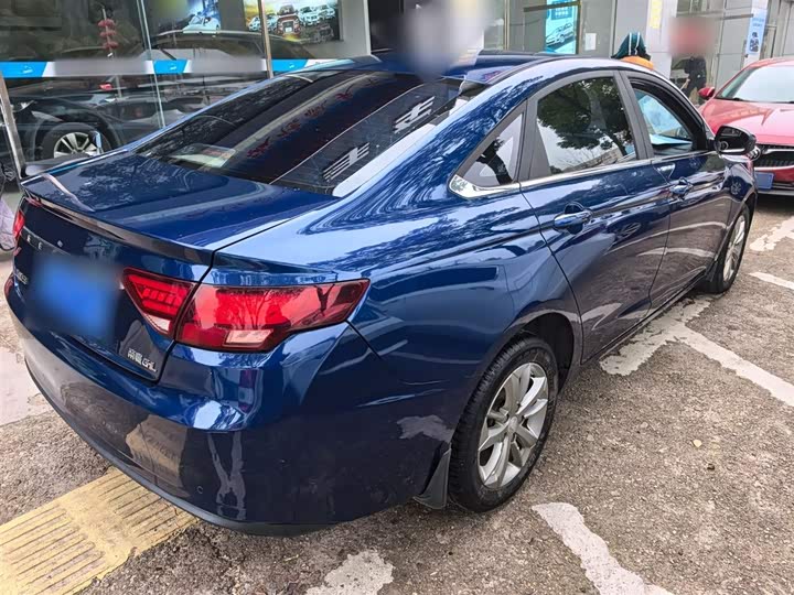 Фото 7 - Geely Emgrand GL