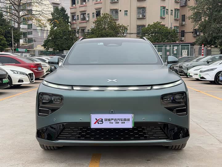 Фото 2 - XPeng G9