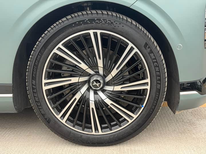 Фото 9 - XPeng G9