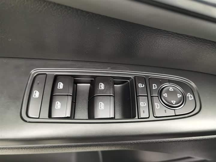 Фото 9 - BYD Qin Plus