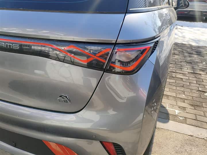 Фото 8 - BYD Dolphin