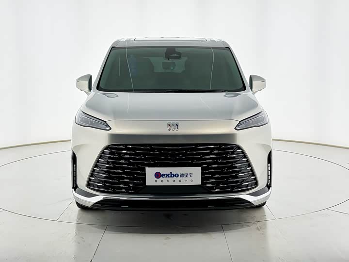 Фото 1 - Buick GL8 Hybrid