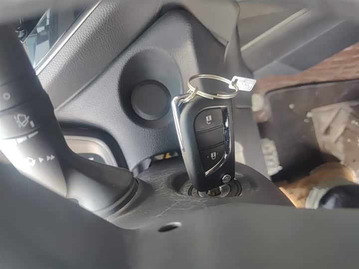 Фото 9 - Toyota Frontlander