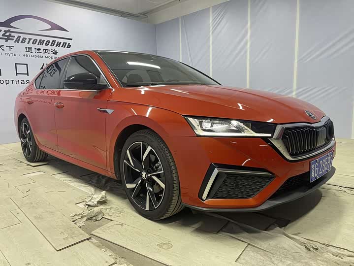 Фото 3 - Skoda Octavia Pro