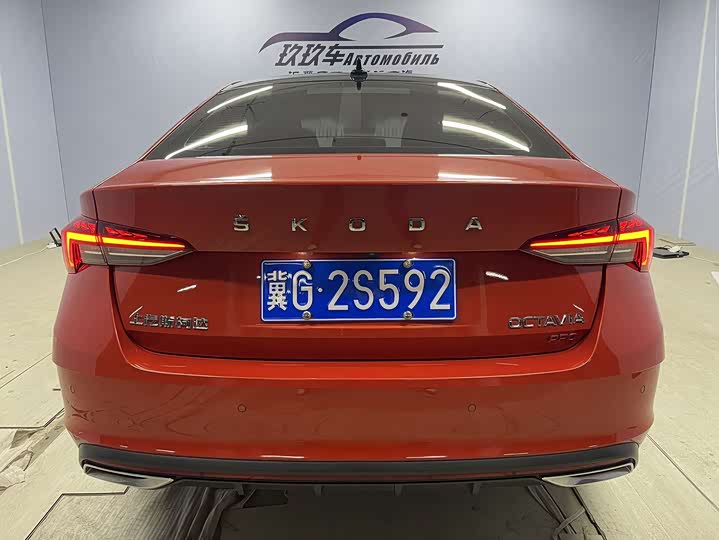 Фото 5 - Skoda Octavia Pro