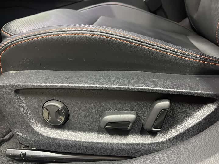 Фото 8 - Skoda Octavia Pro