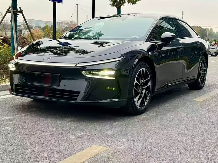 Фото 1 - XPeng F57