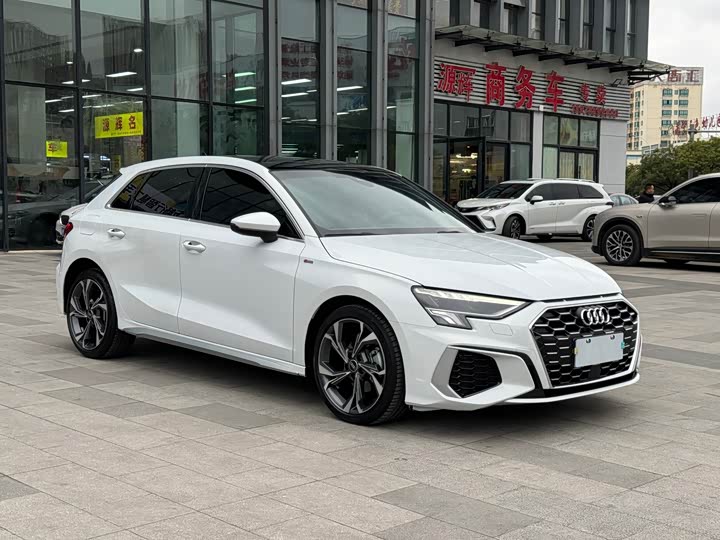 Фото 3 - Audi A3