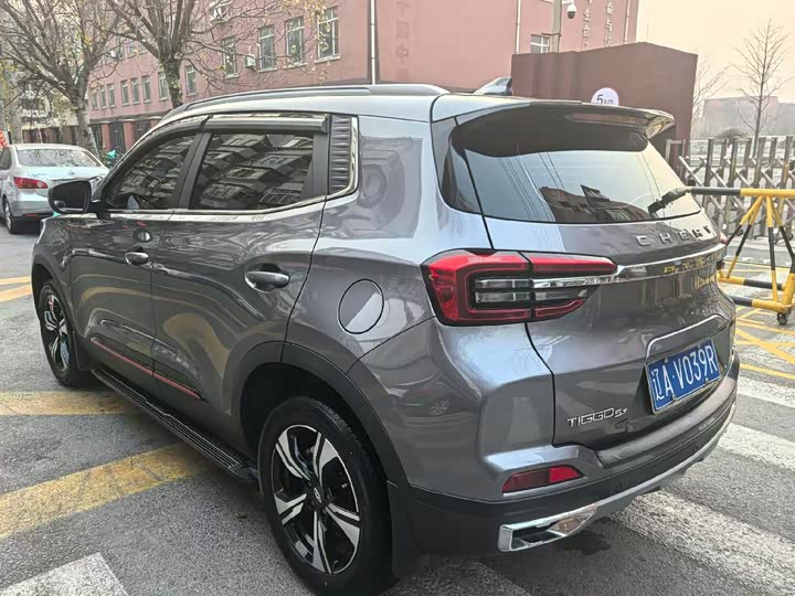 Фото 9 - Chery Tiggo 5x