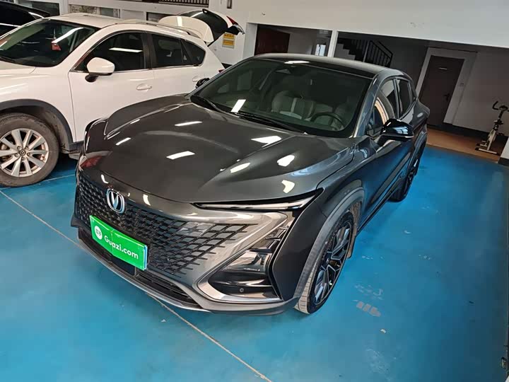 Фото 2 - Changan UNI-T