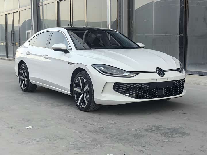 Фото 3 - Volkswagen Lamando L