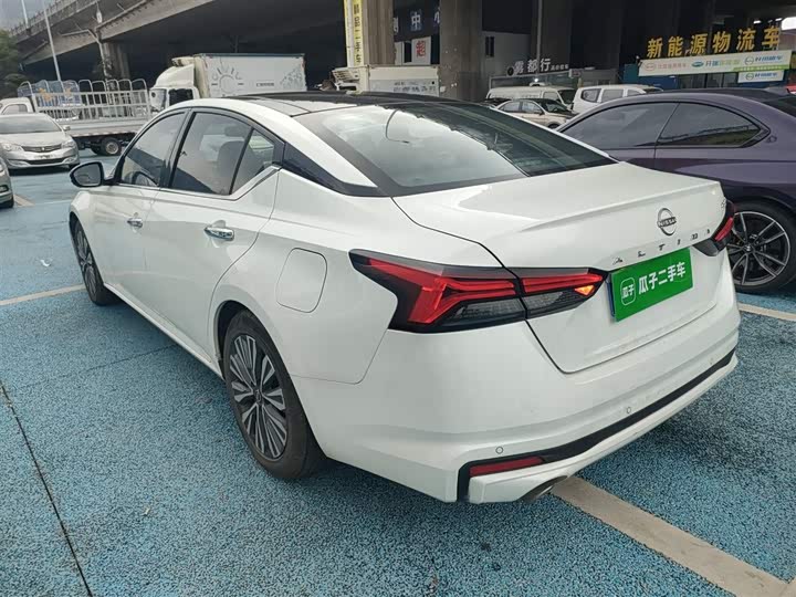 Фото 5 - Nissan Teana