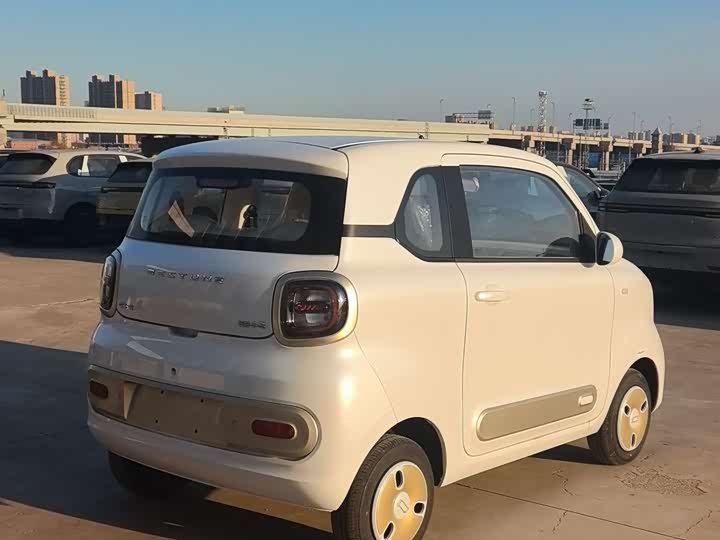 Фото 4 - Bestune Pony