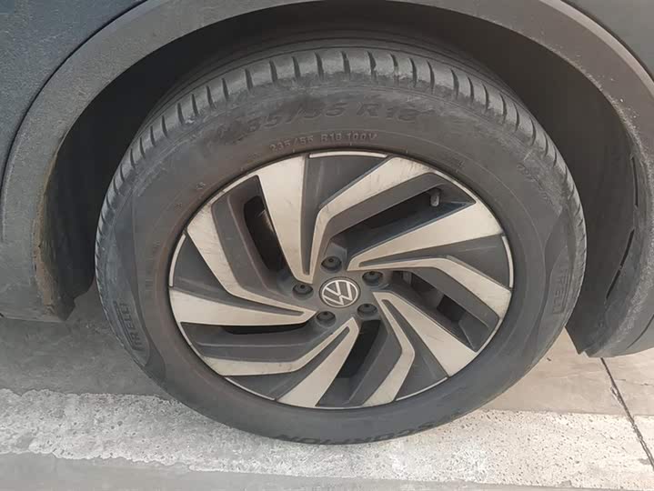 Фото 6 - Volkswagen Tiguan L Pro