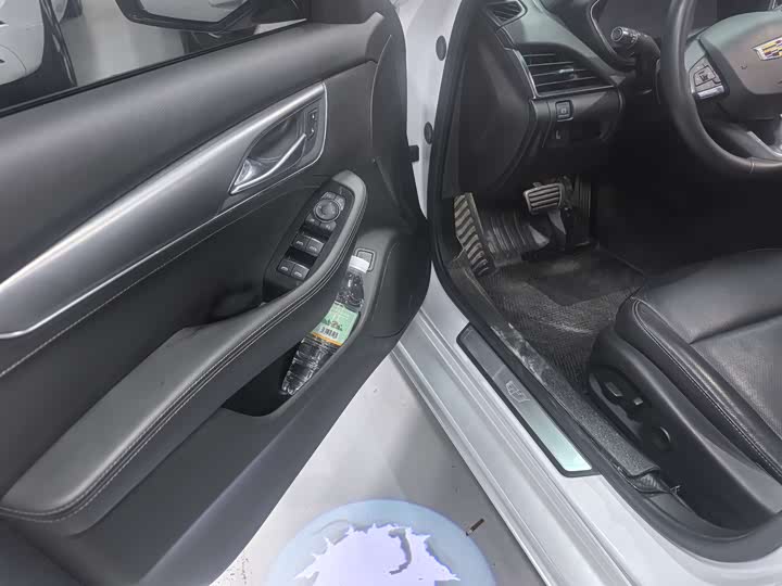 Фото 4 - Cadillac CT5