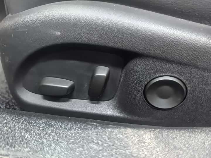 Фото 6 - Cadillac CT5