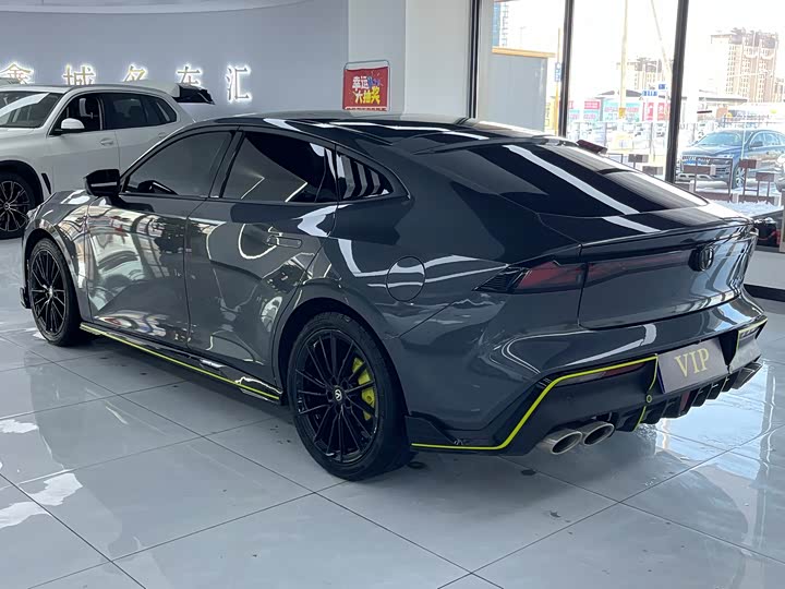 Фото 4 - Changan UNI-V