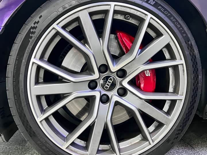 Фото 4 - Audi S4