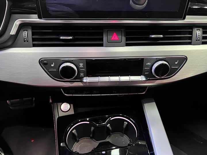 Фото 9 - Audi S4