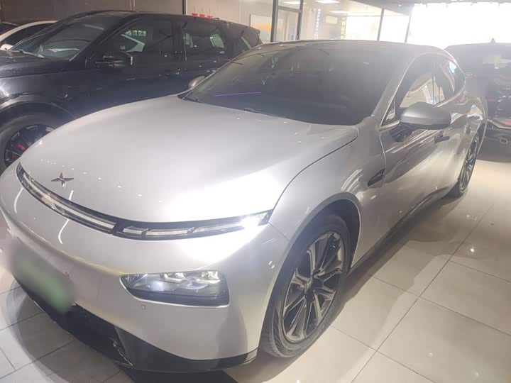 Фото 2 - XPeng P7