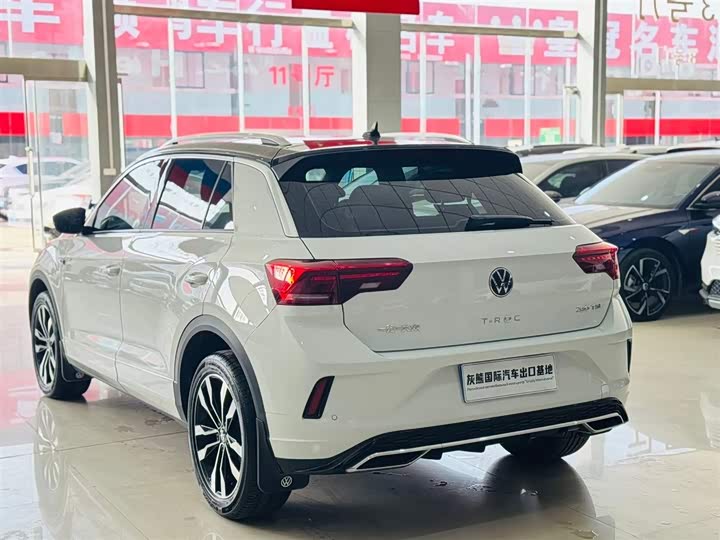 Фото 4 - Volkswagen T-Roc