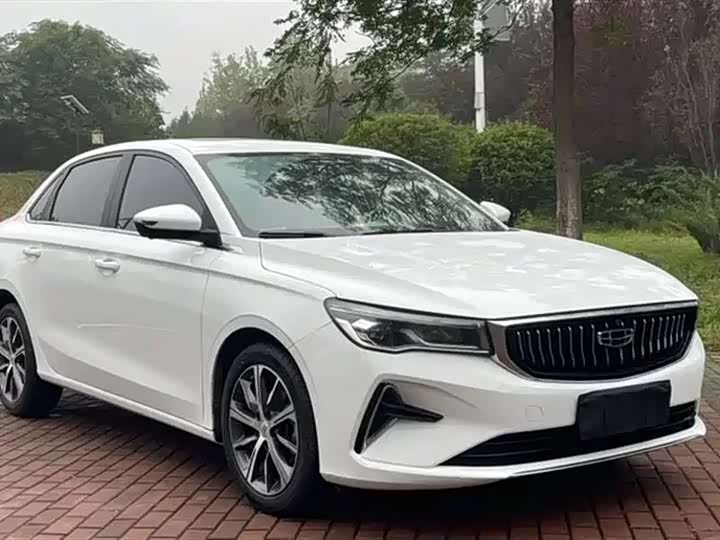 Фото 3 - Geely Emgrand