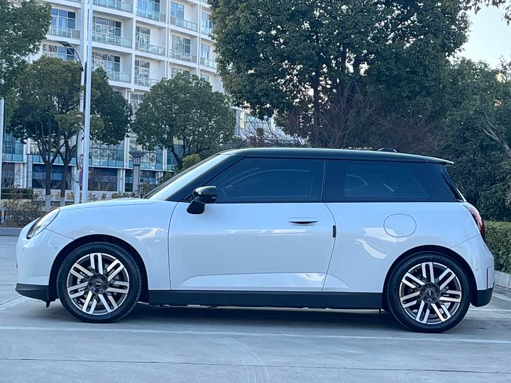 Фото 3 - Mini Cooper