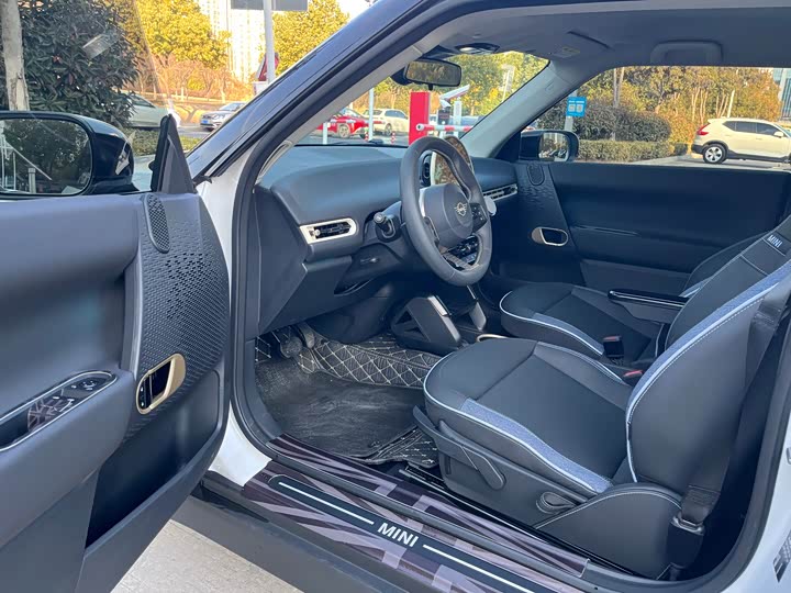 Фото 6 - Mini Cooper