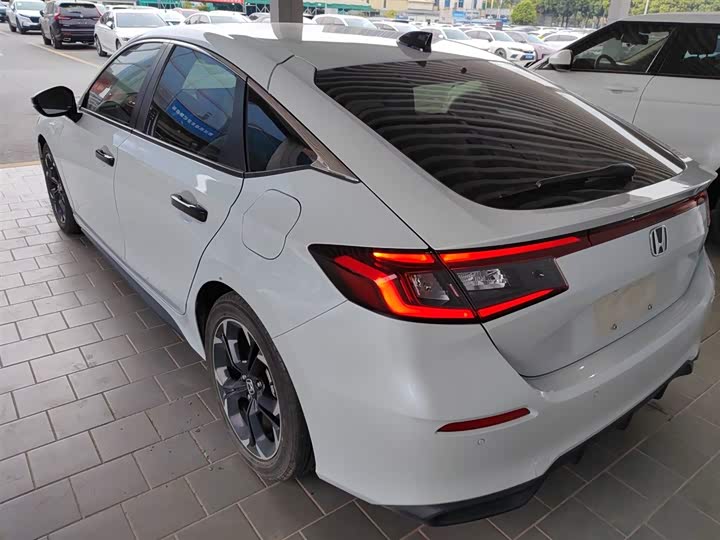 Фото 5 - Honda Civic