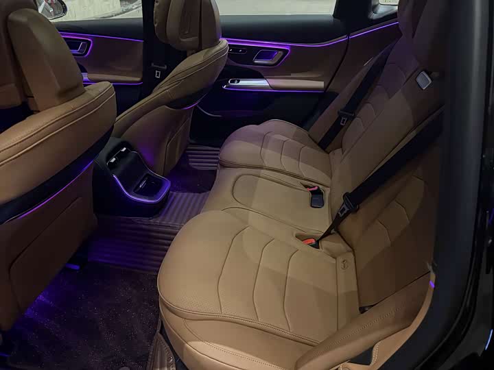 Фото 4 - Mercedes-Benz E-Class Hybrid