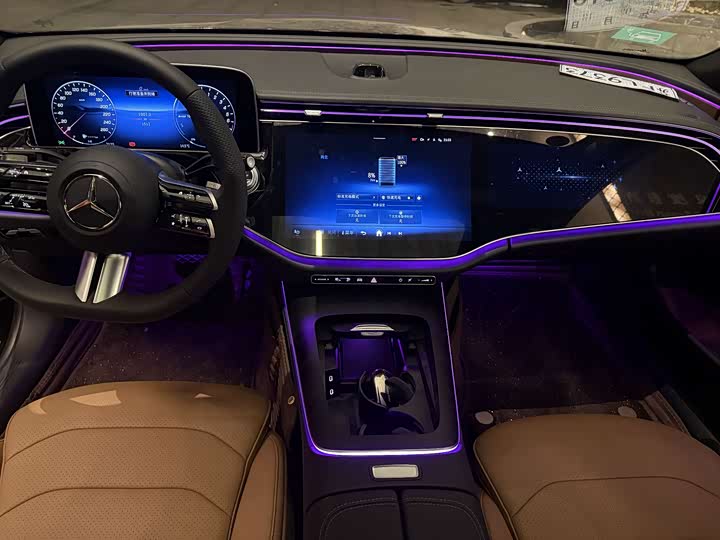 Фото 8 - Mercedes-Benz E-Class Hybrid