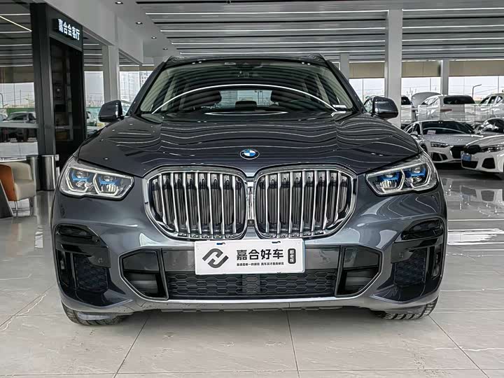 Фото 2 - BMW X5