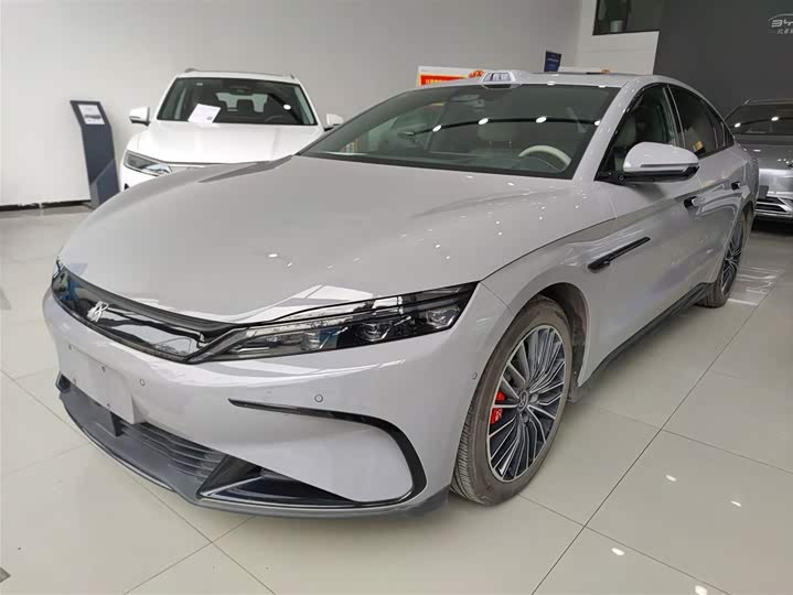 Фото 2 - BYD Han