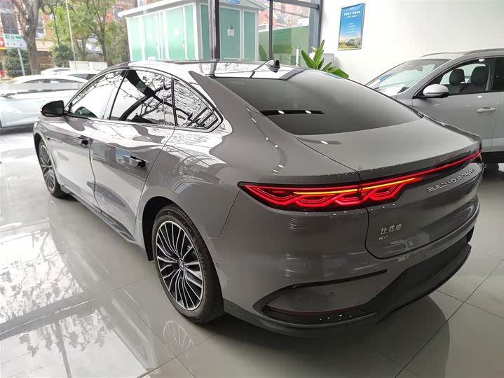 Фото 5 - BYD Han