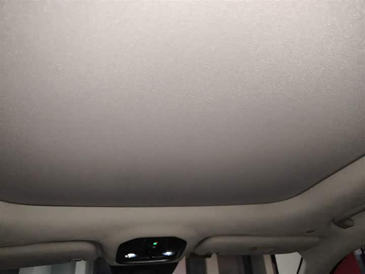 Фото 9 - Geely Monjaro