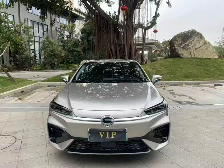 Фото 2 - GAC Aion S