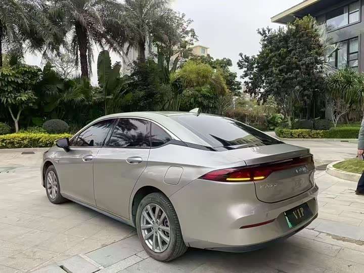 Фото 9 - GAC Aion S