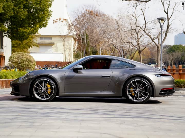 Фото 3 - Porsche 911