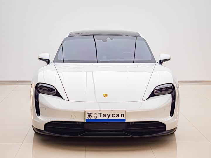 Фото 2 - Porsche Taycan