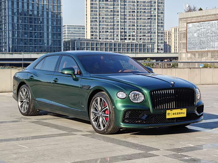 Фото 3 - Bentley Flying Spur