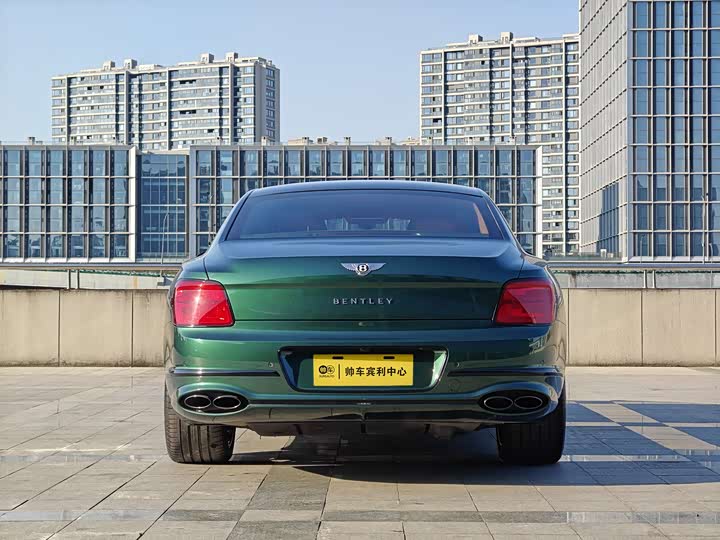 Фото 5 - Bentley Flying Spur