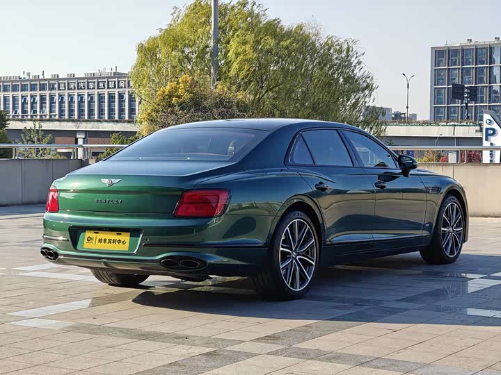 Фото 6 - Bentley Flying Spur