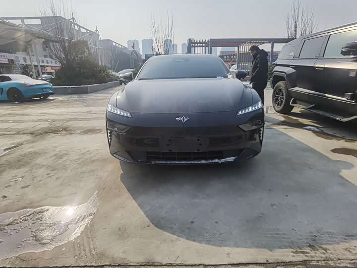 Фото 2 - Dongfeng Yipai eπ 007