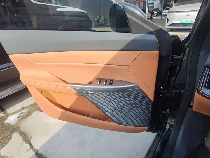 Фото 7 - Dongfeng Yipai eπ 007