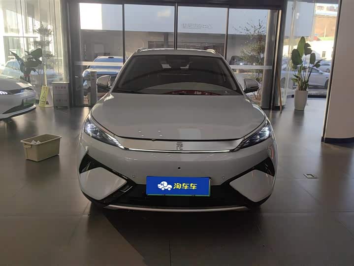 Фото 2 - BYD Yuan Plus