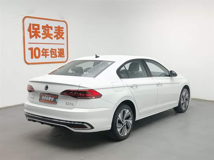 Фото 2 - Volkswagen Bora