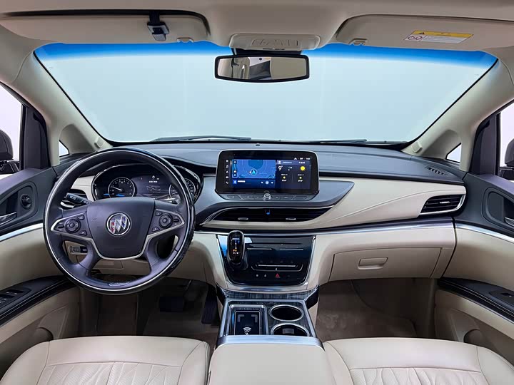 Фото 7 - Buick GL8 ES