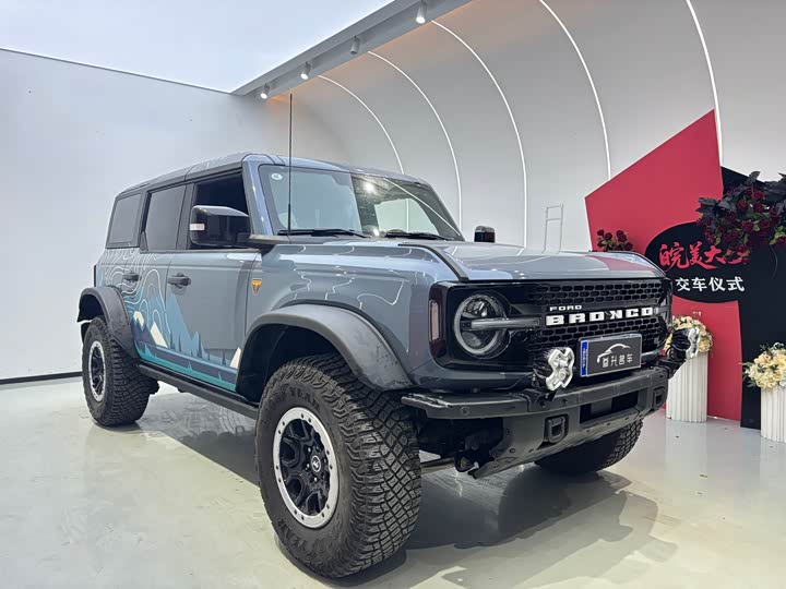 Фото 3 - Ford Bronco