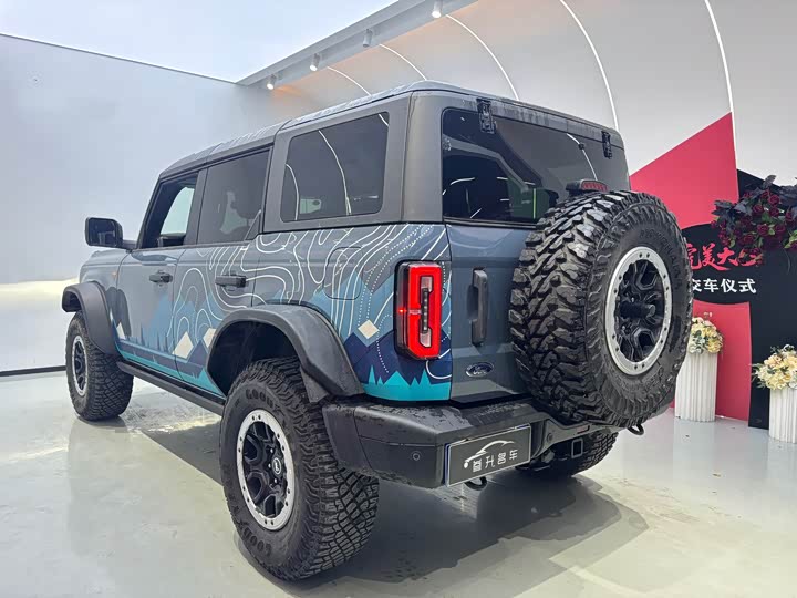 Фото 9 - Ford Bronco